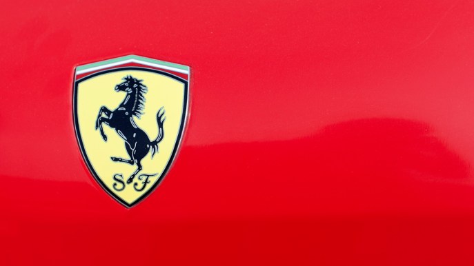 Accordo tra Ferrari e HP, affare milionario per la scuderia di F1 che cambia nome e colore