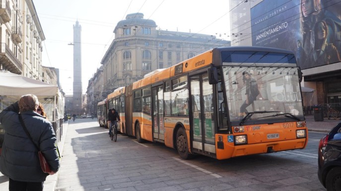 Sciopero Bologna del 26 aprile, autobus Tper e Marconi Express fermi per 4 ore