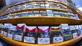 Sigarette, nuovi aumenti dal 5 aprile: l’elenco delle marche con i prezzi aggiornati