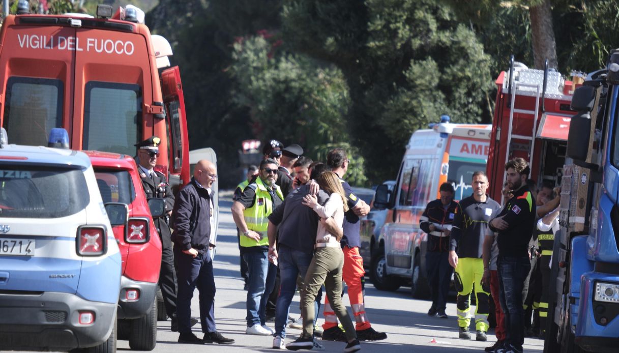 Casteldaccia, morti 5 operai per intossicazione: continuano la stragi sul lavoro in Italia