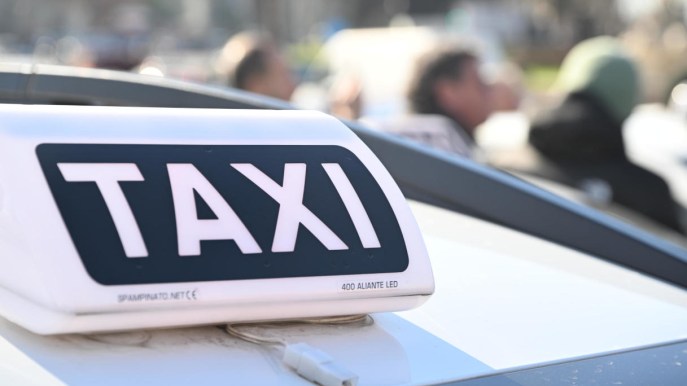 Sciopero dei taxi del 5 e 6 giugno revocato: i sindacati ricevuti dal ministero