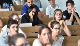 Test di Medicina 2024, banca dati online con i primi 3.500 quesiti: come accedere