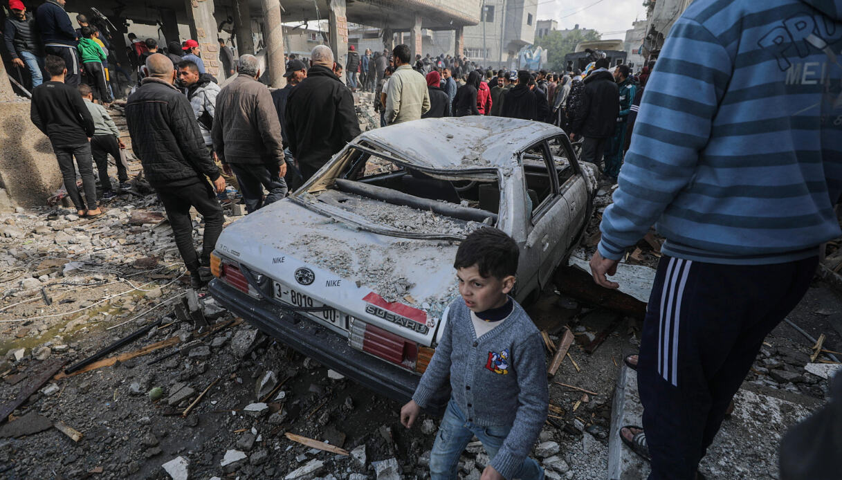 Gaza, spiragli di Hamas sui negoziati ma Israele allontana l’accordo