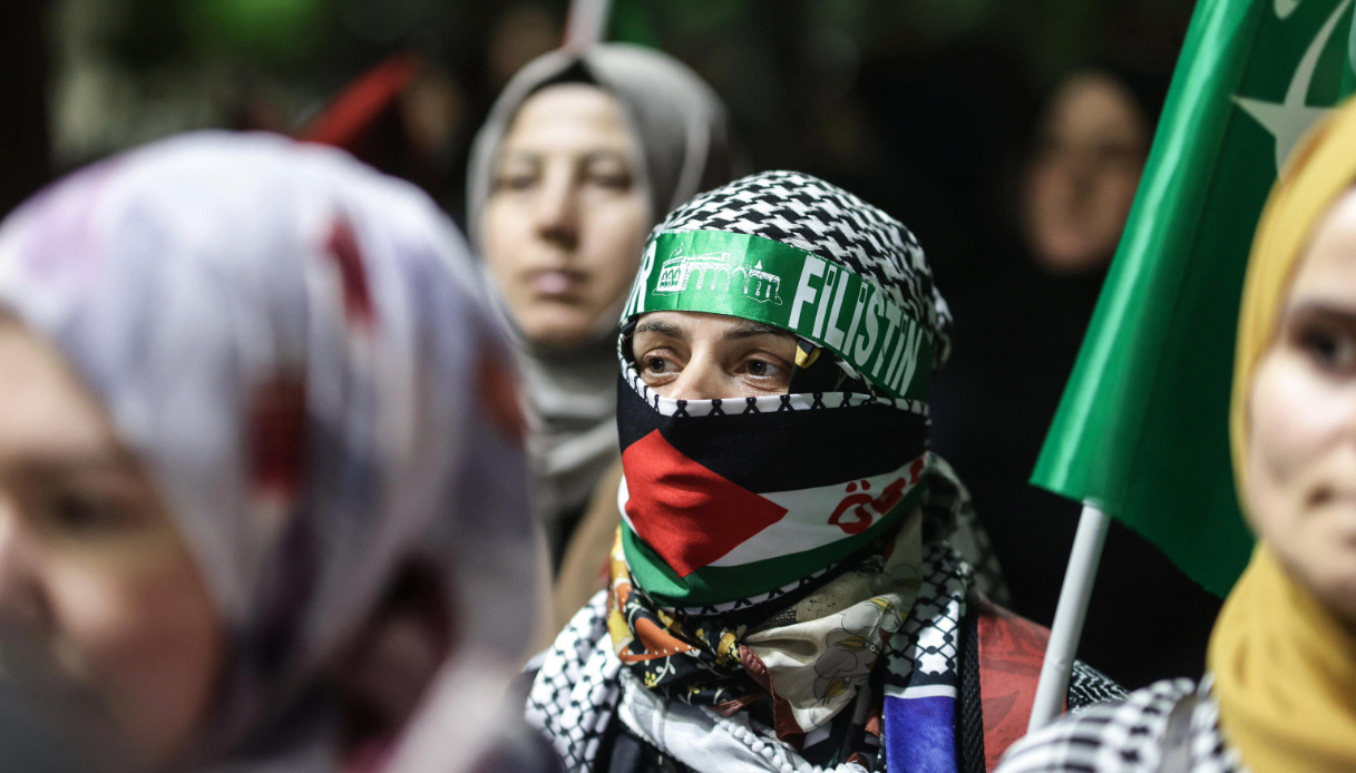 Gaza, cosa prevede l’accordo sulla tregua approvato da Hamas: il testo