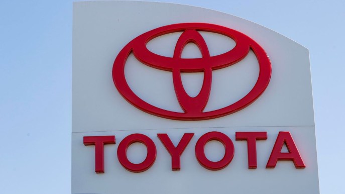Auto, in Giappone l’indagine sui test di sicurezza falsati si allarga a Toyota, Honda, Mazda e Suzuki