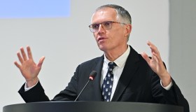 Stellantis annuncia la piena operatività in Italia dal 2030: i piani di Tavares