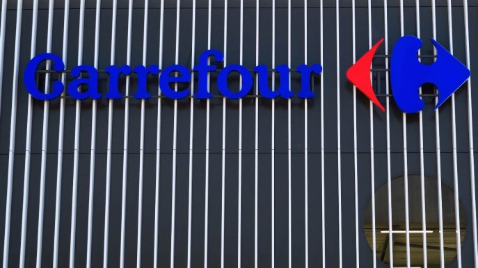 Titolo Carrefour crolla in Borsa, colosso rischia 200 milioni di multa