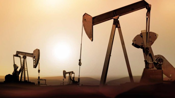 Petrolio, Opec+ taglia la produzione fino al 2025 per mantenere alti i prezzi