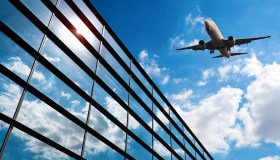 Smog degli aeroporti, in Europa a rischio la salute di 52 milioni di persone