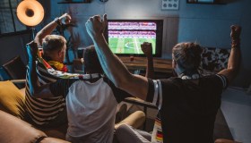 Lotta al pezzotto, lo streaming illegale si combatte con prezzi più bassi