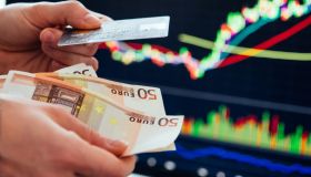 Piazza Affari apre a -2%: i titoli che stanno crollando in Borsa