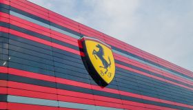 Ferrari, anche in Europa si potranno comprare le auto con le criptovalute