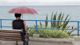 Il maltempo al mare scoraggia il turismo, presenze giù fino al -60%: le regioni più colpite