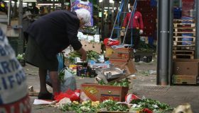 Povertà in calo in Italia, ma resta sopra la media europea: 2,4 milioni di minori in difficoltà