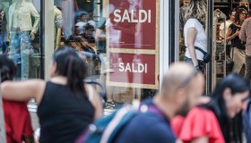 Saldi al via in tutta Italia, tranne a Bolzano: 10 dritte per evitare truffe