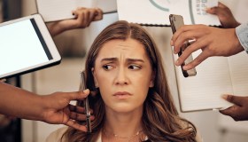 Sindrome da iperconnessione, come combattere la smania di essere sempre presenti