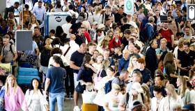 CrowdStrike blocca Windows in tutto il mondo: chiesto stop globale dei voli