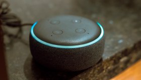 Nuova Alexa con IA potente, arriva l’abbonamento mensile: quando esce e quanto costerà