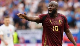 Lukaku è del Napoli, si chiude la telenovela dell’estate: quanto guadagnerà e quanto ha speso il club