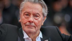 Alain Delon, il patrimonio lasciato dall’attore ammonta a 200 milioni: nessuna guerra fra gli eredi