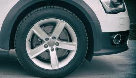 Auto più vendute in Europa a luglio 2024: Dacia Sandero spopola, ma per i Suv è record