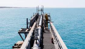 Eni, via all’estrazione del gas dal Canale di Sicilia: coprirà la metà della produzione italiana