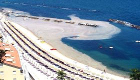 Mucillagine nell’Adriatico visibile anche dal satellite: quali rischi