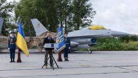 Guerra in Ucraina, in arrivo gli F-16, ma non sono sufficienti. Si rompono i rapporti col Mali