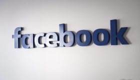 Facebook, come guadagnare e lavorare con il social network