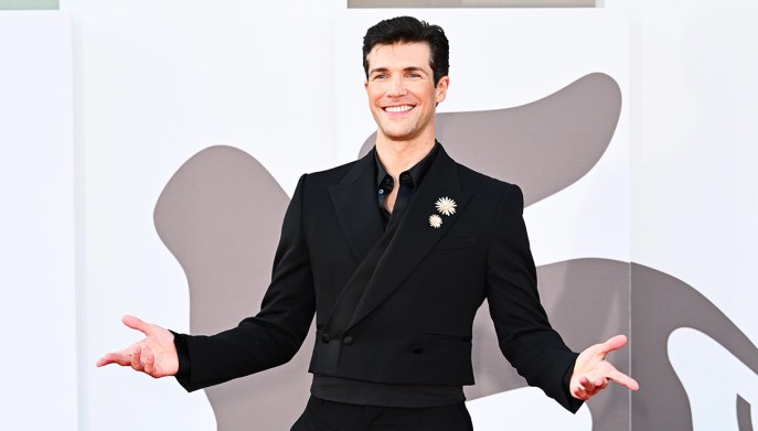 Roberto Bolle sul red carpet a Venezia