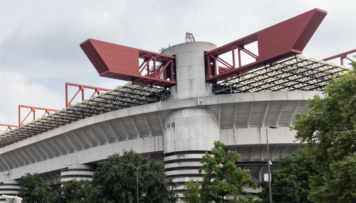 San Siro non ospiterà la finale di Champions League 2027: mancano garanzie dal Comune