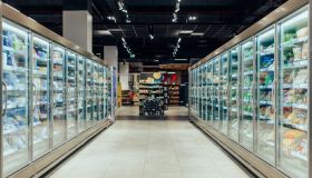 Vongole ritirate dai supermercati per rischio Escherichia coli: marca e lotti interessati