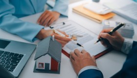 Affitto in nero, chi lo può denunciare. Come regolarizzare una situazione illecita