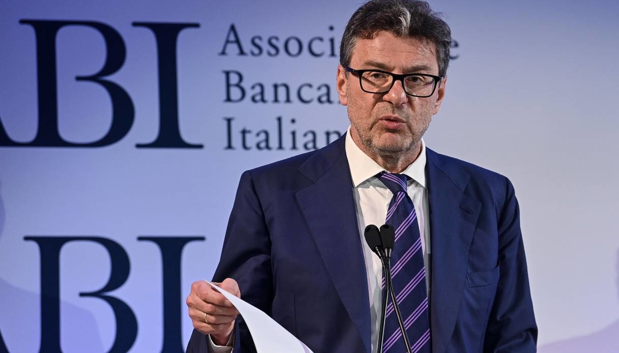 L’Italia non è più ultima in Europa per conti pubblici: nel 2024 il deficit si ridurrà al 3,8%