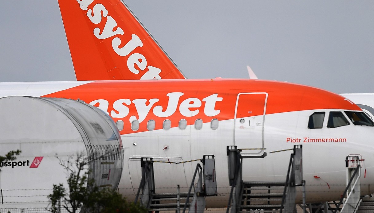 EasyJet chiude 