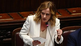 Il Consiglio dei Ministri si riunisce: immigrazione, sicurezza e sanità sotto i riflettori