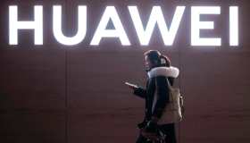 Non solo iPhone, il contro-evento di Huawei e la guerra (silenziosa) a Apple