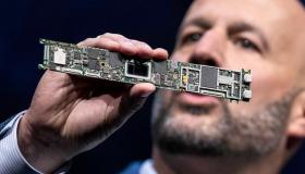 Intel, licenziamento per 17mila dipendenti: azioni in rialzo in vista della cura shock