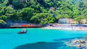 Mare e laghi italiani, segnali di speranza grazie a tutela ambientale e buone pratiche