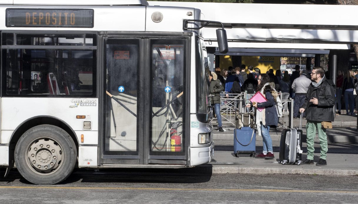 Sciopero Roma del 9 settembre, mezzi pubblici Atac e RomaTpl fermi: gli orari dello stop