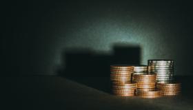 Shadow banking: un mercato da 53.220 milioni che sfida la stabilità finanziaria globale