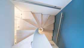 Scale su misura: progetti tra estetica e funzionalità