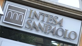 Conti di Meloni e di molti vip violati, cosa rischia Banca Intesa Sanpaolo