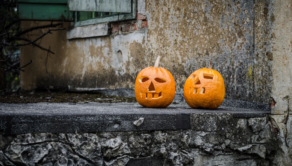 https://quifinanza.it/wp-content/uploads/sites/5/2024/10/turismo-halloween.jpg