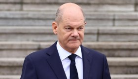 Germania, Scholz potrebbe cadere prima di Natale: pesa la crisi economica