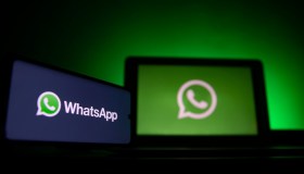 WhatsApp introduce le trascrizioni dei messaggi vocali, la novità di Meta