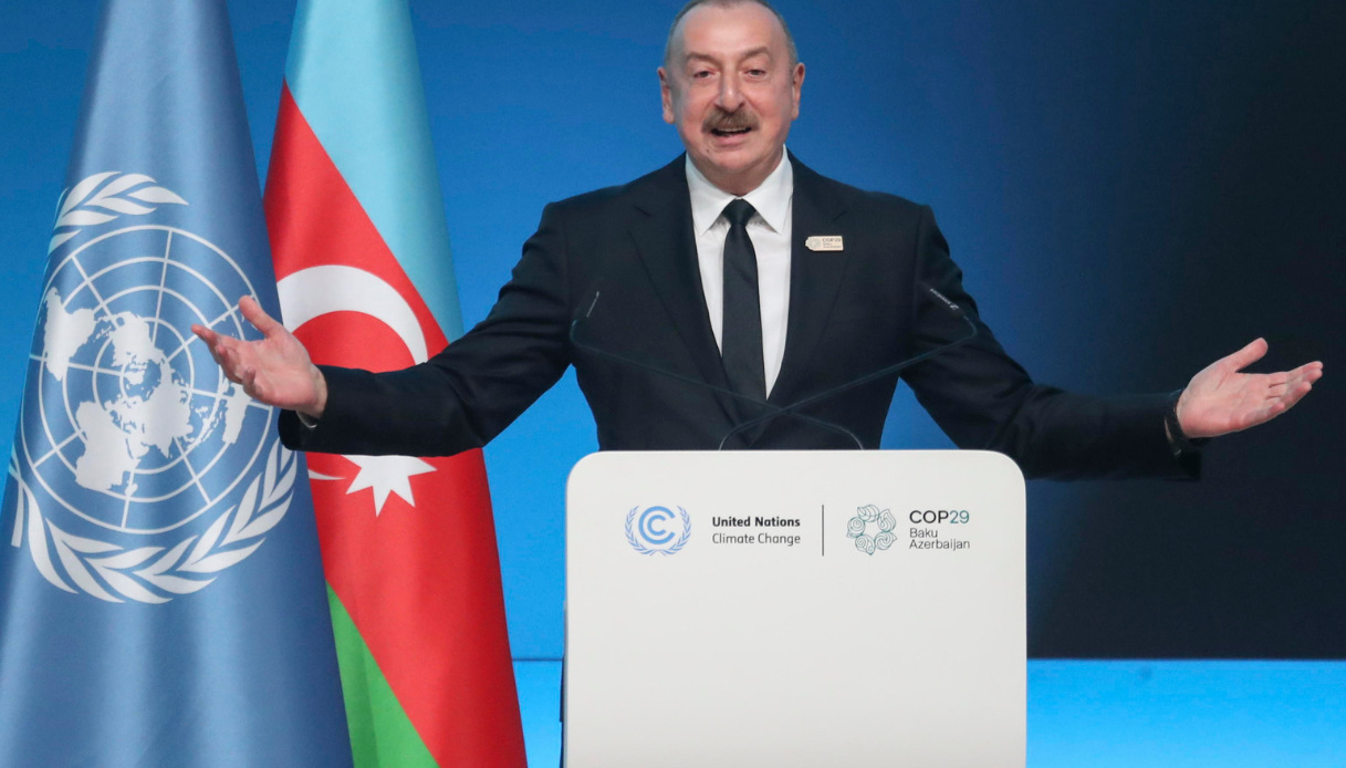 Cop 29 a Baku, la conferenza Onu sul clima: firmato l’accordo sulle emissioni