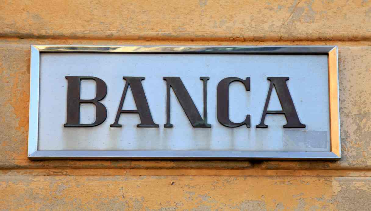 Banche: S&P vede prospettive stabili ma permangono rischi Banche: S&P vede prospettive stabili ma permangono rischi