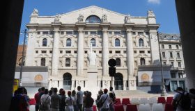 La Borsa dell’8 novembre, Piazza Affari chiude la settimana con il segno meno (-0,6%)