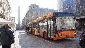 Sciopero Bologna dell’8 novembre, bus e tram cancellati: gli orari. No fasce di garanzia